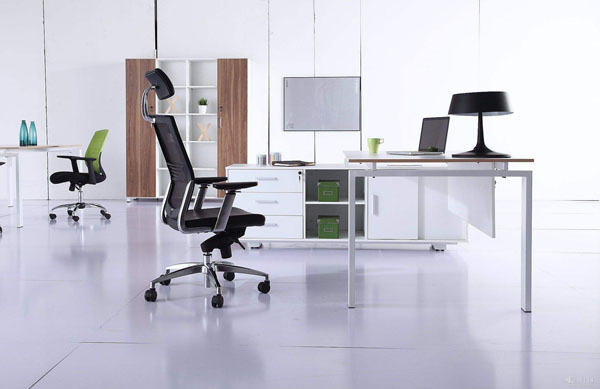 辦公家具磕碰了怎么辦？